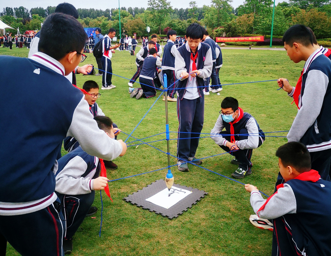 启迪外国语学校团建活动