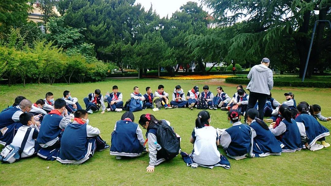 启迪外国语学校团建活动