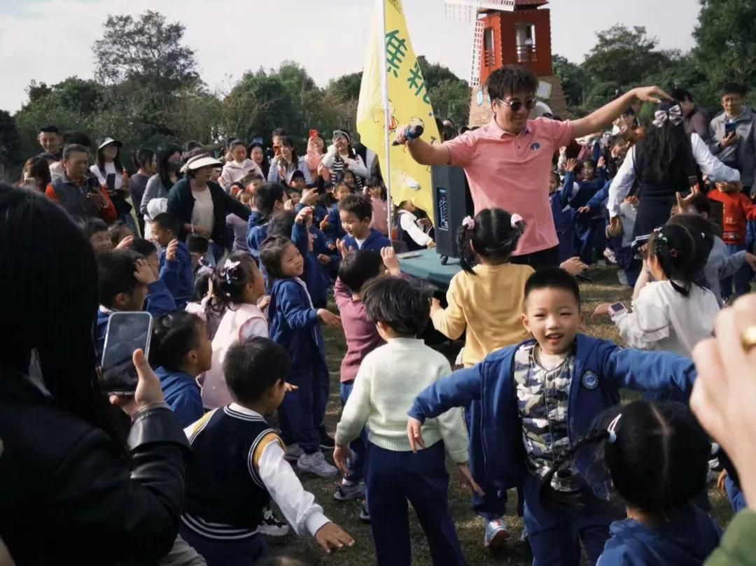 宋幼开沙岛房车露营地活动8